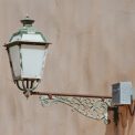 Photo antique brass wall lamp