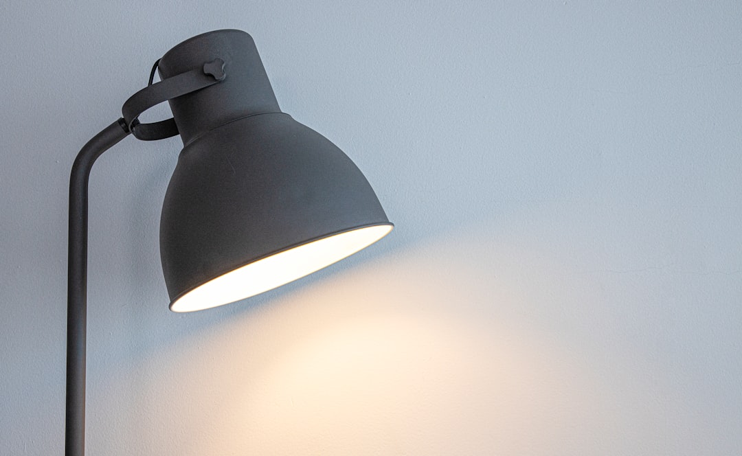 Photo reading lamp